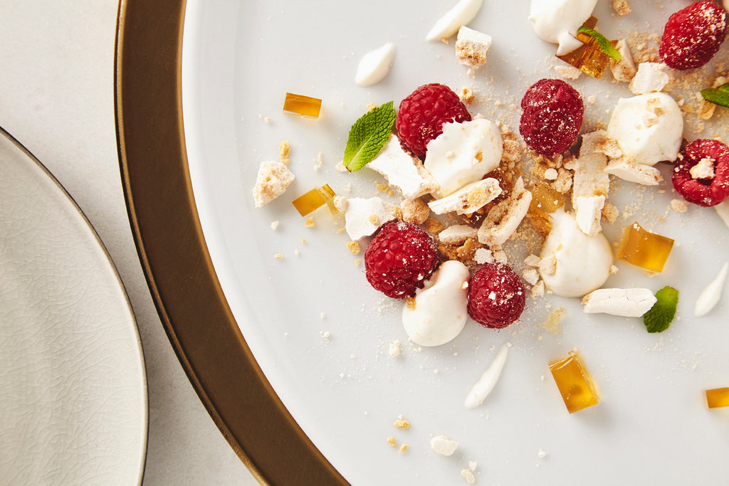 Gelée de sirop d’érable La Mirablière framboises, chantilly, meringue