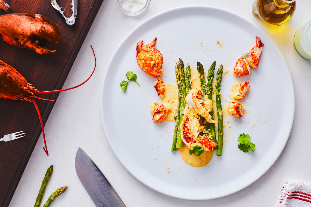 Demi-homard et asperges vertes, lait de coco, cari, gingembre, coriandre au Sirop d’érable La Mirablière et gingembre